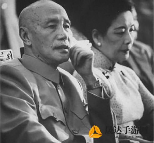 神奇自然现象重塑历史，霸王龙大肚子要生了：探寻史前生命繁衍之谜